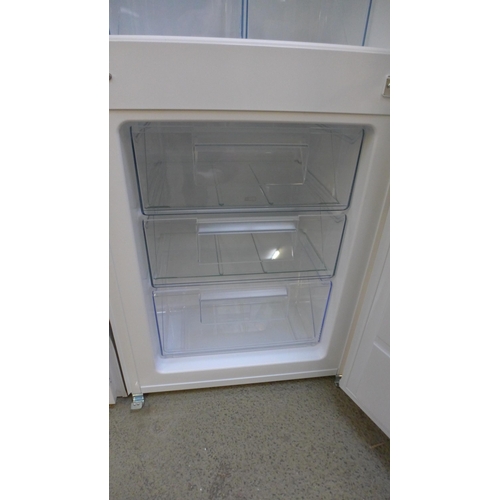 4105 - AEG Integrated 70/30 Fridge Freezer, Original RRP £499.17 inc Vat (464-66) *This lot is subject to V... 