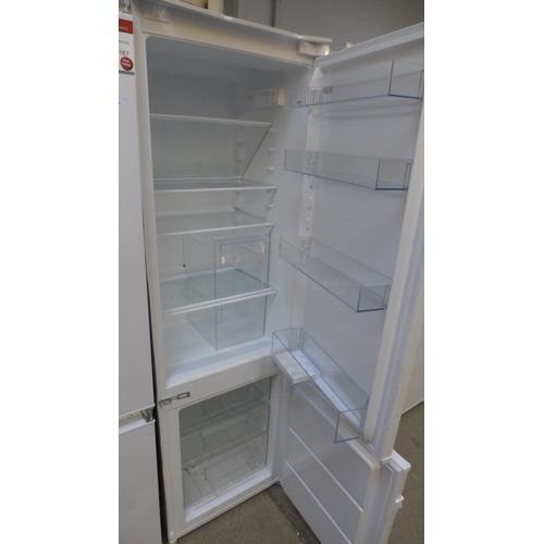 4107 - AEG Integrated 70/30 Fridge Freezer ( Transit Damaged), Original RRP £832.5 inc Vat (464-67) *This l... 