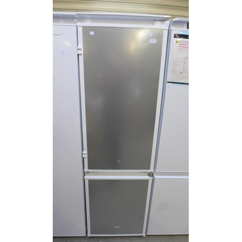 4109 - Zanussi 70/30 Fridge Freezer - Frost Free, Original RRP £748.34 inc Vat (464-36) *This lot is subjec... 