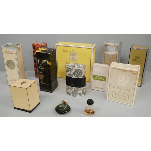 809A - A collection of perfumes; Lanvin, Rochas, Nina Ricci, Alexandra deMarkoff, Elizabeth Taylor, etc.