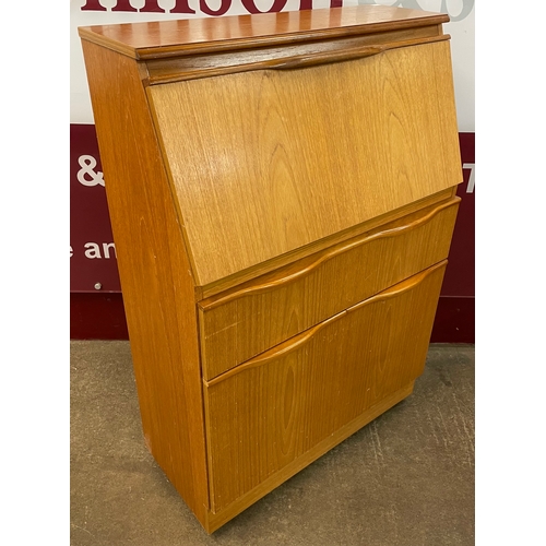 46 - A teak bureau