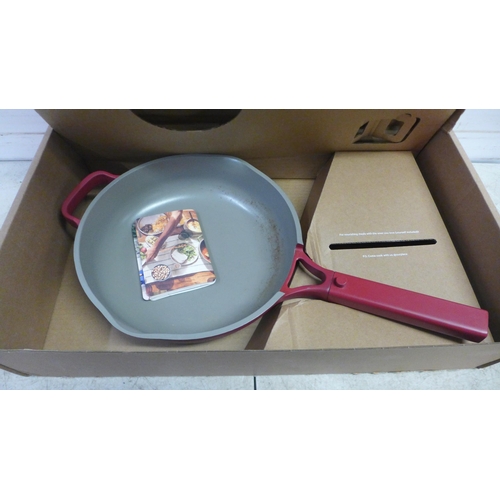 5043 - An Our Place mini home cook pan in 