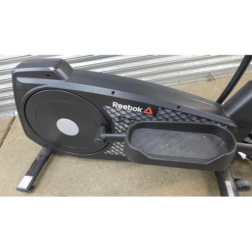 5147 - A Reebok 460 cross-trainer exercise machine