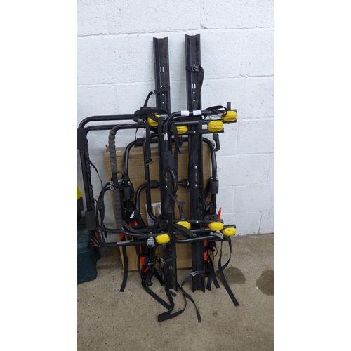 5163 - Two bike racks, one unused and boxed