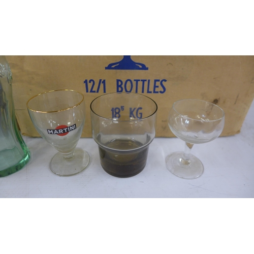 5195 - A quantity of coke-cola and other drinking glasses