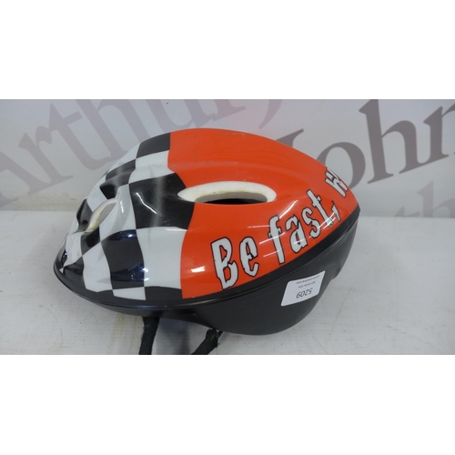 5209 - Four cycling safety helmets