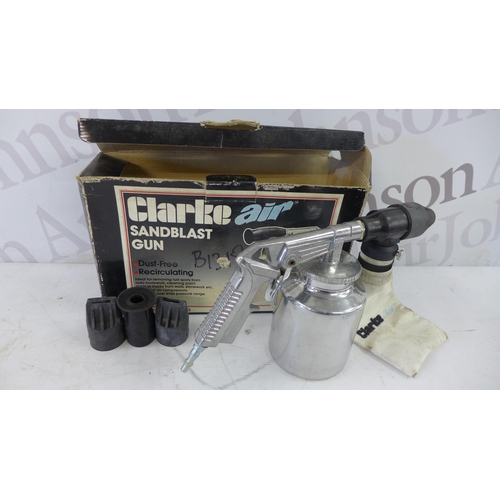 5218 - A Clarke Air sand blast gun