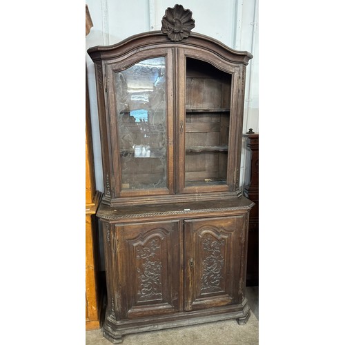 168 - A 19th Century French carved oak bookcase