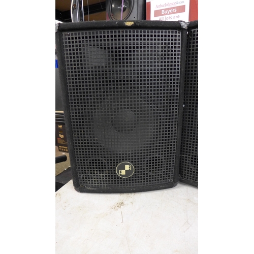 5067 - A pair of XL Pro speakers and a pair of RCL CM1265 PA speakers