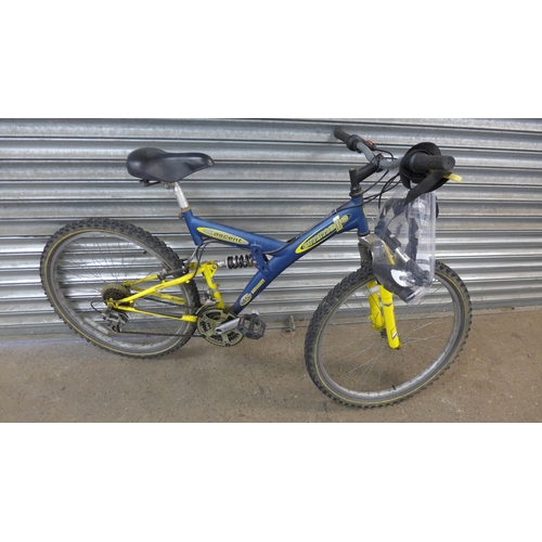 5098 - An Emmelle Ascent full suspension mountain bike with car carry stand