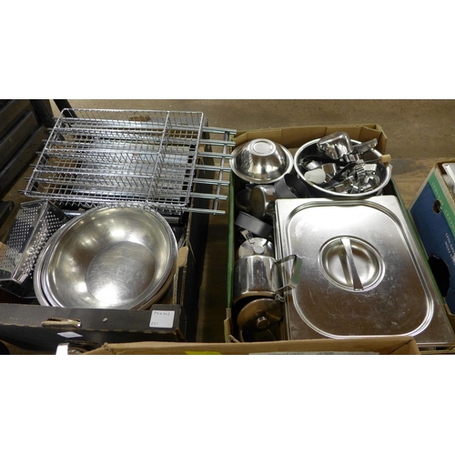 5279 - A large quantity of stainless steel and other kitchen and catering items including dish racks, drawe... 