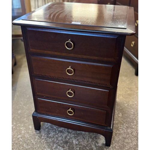 190 - A Stag Minstrel mahogany chest of drawers