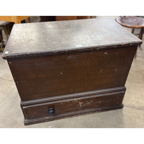 198 - A Victorian pine mule chest