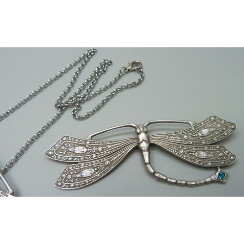 1007 - A large dragonfly pendant on chain and a brooch, pendant 10cm