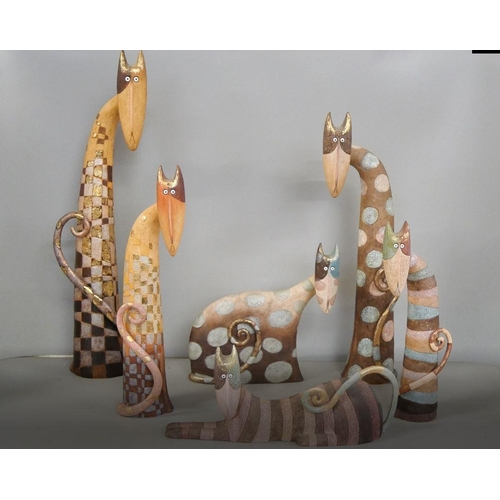 1113 - Six pieces of Catalandia cat figures, Lizzy, Jamie, Kenny, Jackie and Rosie **PLEASE NOTE THIS LOT I... 