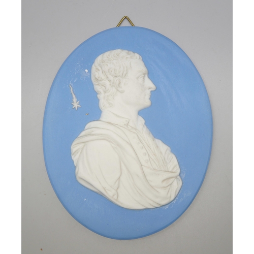 624 - A Wedgwood blue jasper oval medallion, Sir Isaac Newton in profile