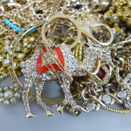 709 - A collection of vintage and later gold-tone costume jewellery