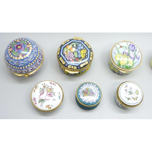 719 - Eleven enamel boxes; five Halcyon Days, one Crummles, three Staffordshire Enamels and two others