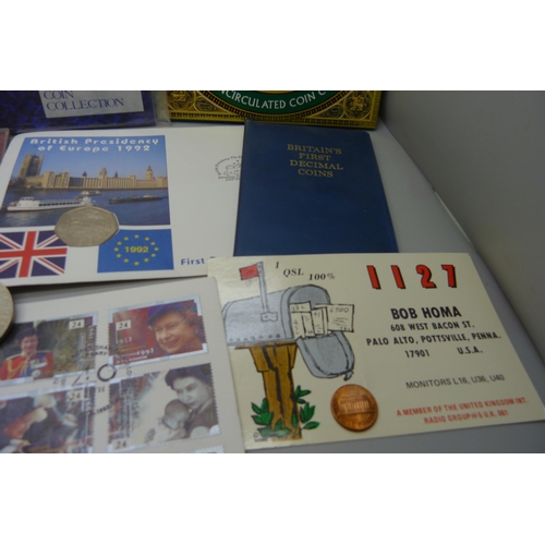 726 - A collection of coins and coin packs including 50th Anniversary of the D-Day landings 50p, 1994 UK u... 