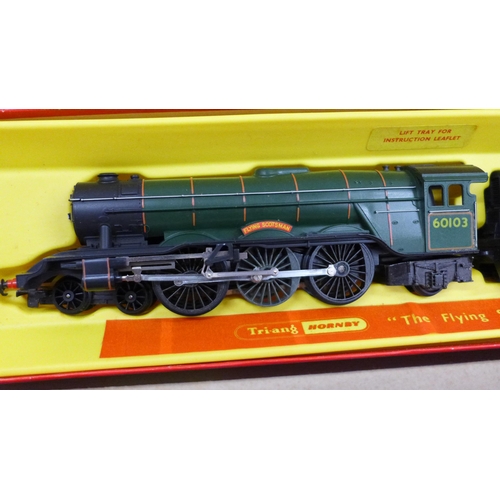 745 - A Tri-ang Hornby R850 