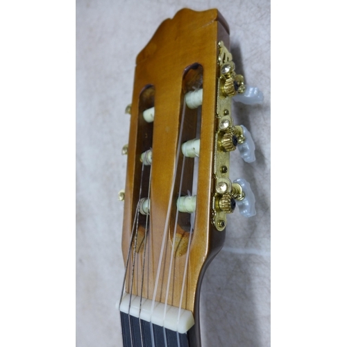 5063 - A Hokada 3150 acoustic guitar