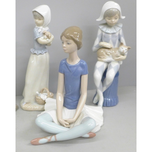 805 - Two Lladro figures and three Nao figures