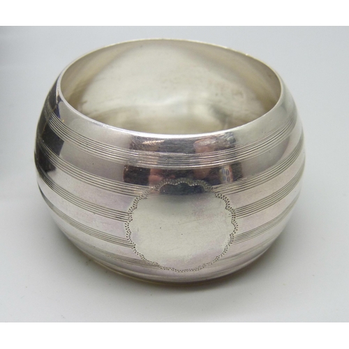 949 - An Art Deco silver napkin ring, Birmingham 1919, 23g