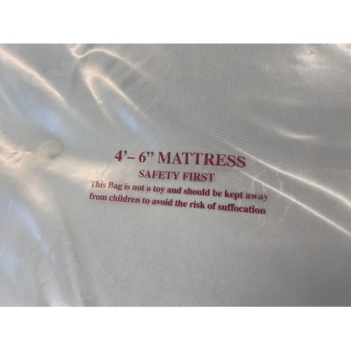 3116 - A double mattress