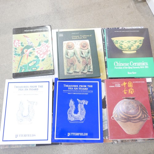 875 - A collection of books and catalogues on Chinese ceramics