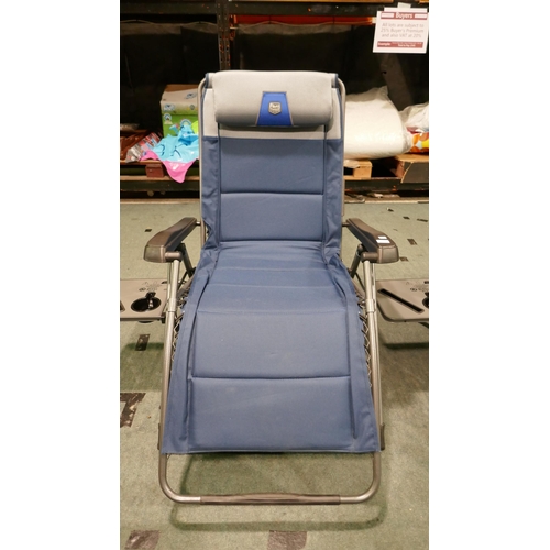 6253 - Timber Ridge Zero Gravity Lounger    (339-367) *This lot is subject to Vat