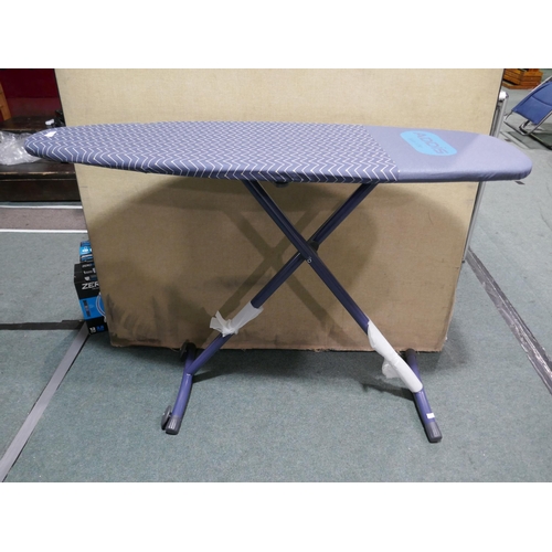 6254 - Addis Ironing Board    (339-262) *This lot is subject to Vat