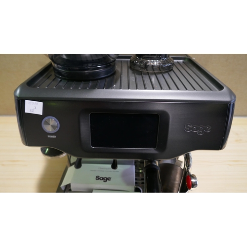 6001 - Sage Barista Touch Pump  Coffee Machine with box (model no: Ses880Bst) Original RRP £749.99 + Vat (3... 