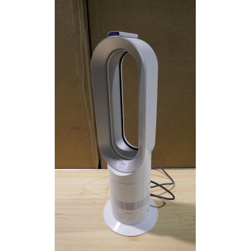 6030 - Dyson Heater/Cooler jet focus white/nickel fan with remote and box  (model no:AM09) Original RRP £32... 