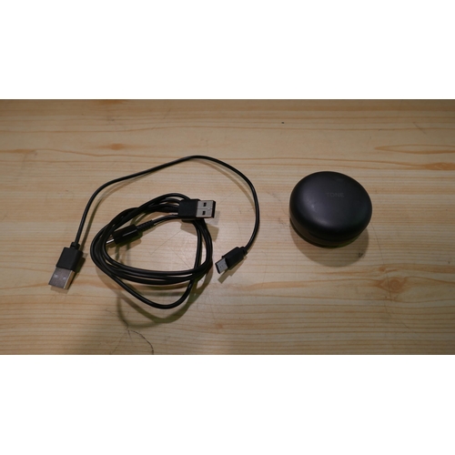 6108 - LG TONE Free Black Wireless Earbuds with charging cables (Model no: UFP5)   (339-402) *This lot is s... 