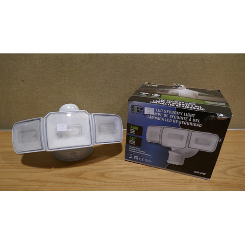 6160 - Home Zone Security Light (Motion Activated)  (339-166) *This lot is subject to Vat