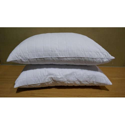 6278 - Hotel Grand Shredded Memory Foam Pillows (339-280) *This lot is subject to Vat