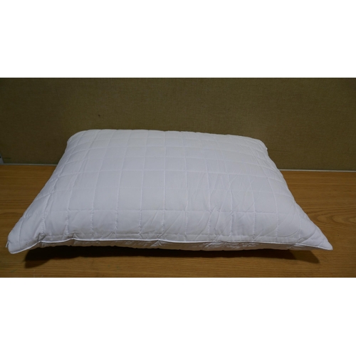 6278 - Hotel Grand Shredded Memory Foam Pillows (339-280) *This lot is subject to Vat