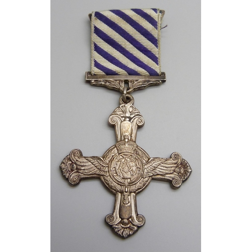 2009 - A Distinguished Flying Cross Medal, 1945