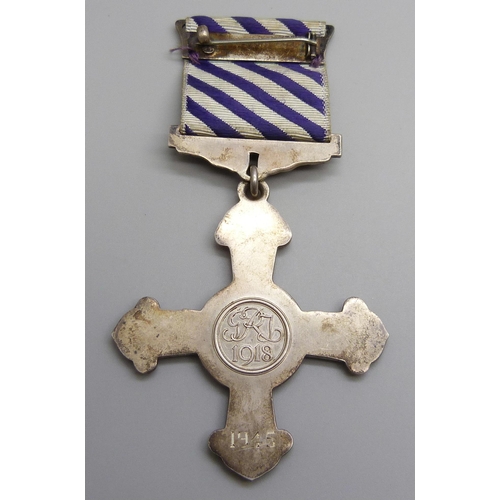 2009 - A Distinguished Flying Cross Medal, 1945