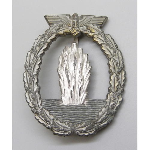 2048 - A German WWII minesweeper badge