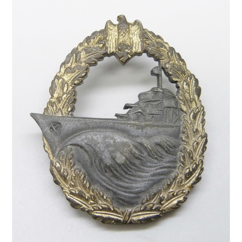 2052 - A German WWII destroyer badge, marked S.H.u.Co.