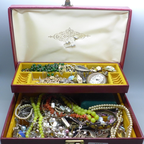 2119 - A collection of costume jewellery, etc.