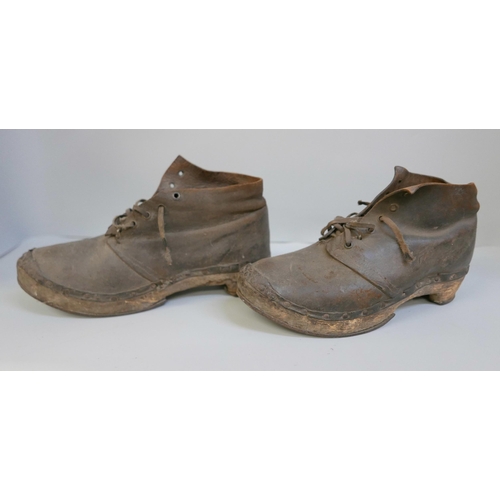 2245 - A pair of Belper Mill clogs from the 19th century
