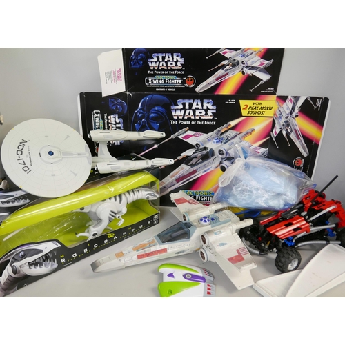 2272 - Toys; Star Wars X-Wing fighter, USS Enterprise, Lego Buggy, model Jumbo Jet and a Robo Raptor, conte... 
