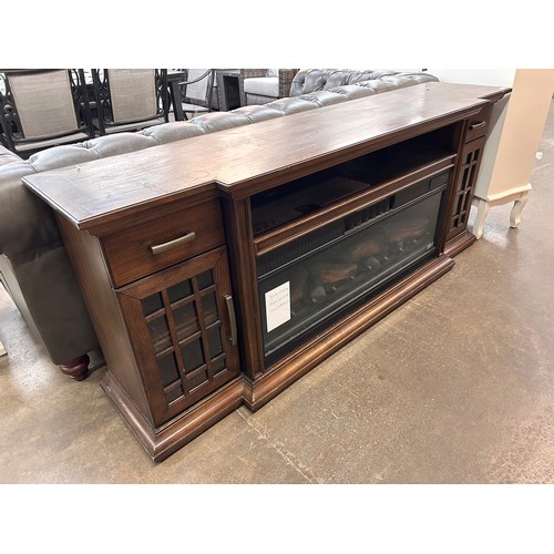 3148 - An Everett Media Mantel Fireplace, Original RRP £583.33 + Vat (4216-18) *This lot is subject to Vat