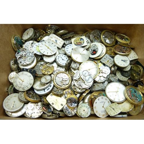 2282 - A collection of wristwatch movements and dials