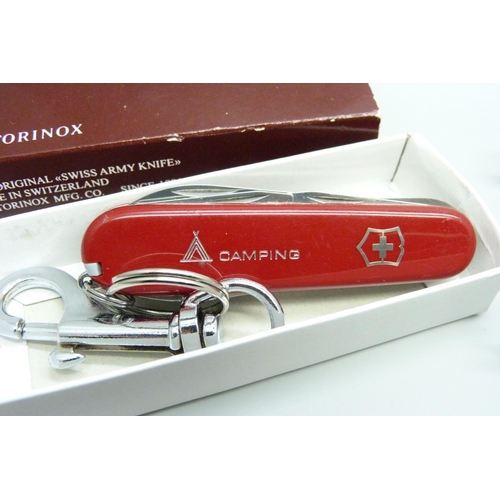 2285 - A collection of eight pocket knives including Victorinox and 1944 Richards Sheffield