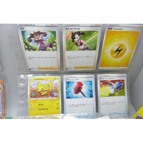 2292 - A collection of Pokémon playing cards, vintage, Pokémon board game cards, Pokémon stickers, Japanese... 