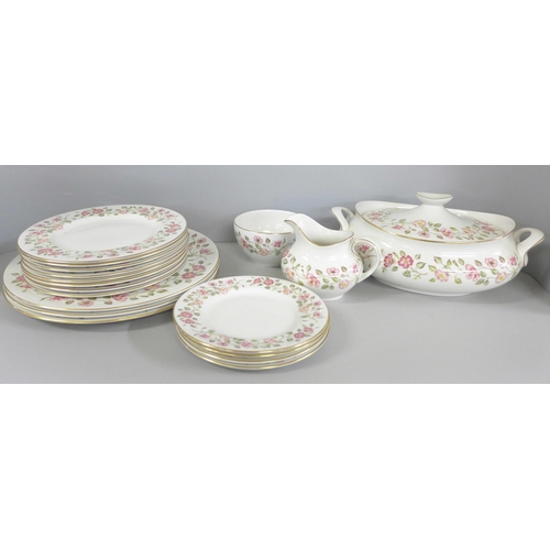 2374 - A Royal Doulton Woodland Rose tea and dinner set **PLEASE NOTE THIS LOT IS NOT ELIGIBLE FOR IN-HOUSE... 