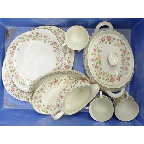 2374 - A Royal Doulton Woodland Rose tea and dinner set **PLEASE NOTE THIS LOT IS NOT ELIGIBLE FOR IN-HOUSE... 